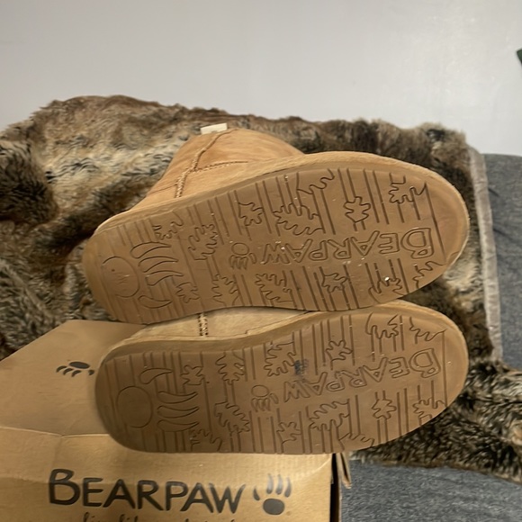 Youth BearPaw Wide Emma Tall boots - Picture 5 of 7